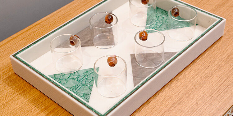 bandeja de mosaico em acrílico